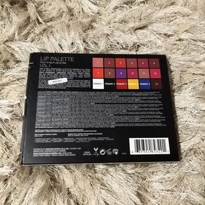 Lip Palette